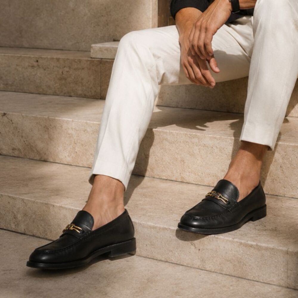 Salvatore Ferragamo Black Leather Horsebit Slip On Loafer Shoes   Mens Size 8.5
